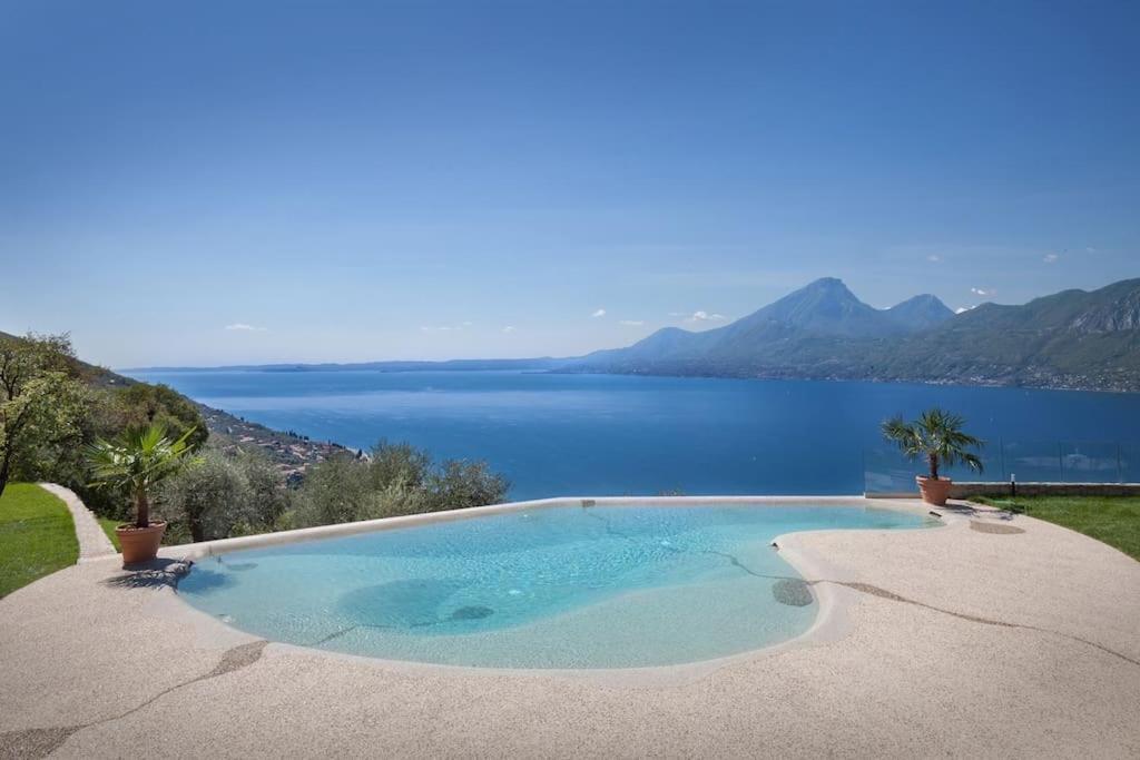 Villa Divina-Apt Armonia-Con Piscina E Vista Lago Castelletto Di Brenzone Ngoại thất bức ảnh